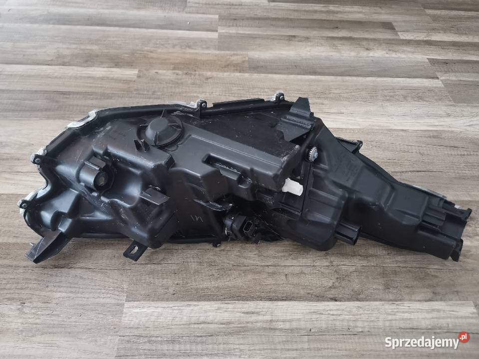 TOYOTA YARIS LAMPA PRZEDNIA E427583L Jelenia Góra