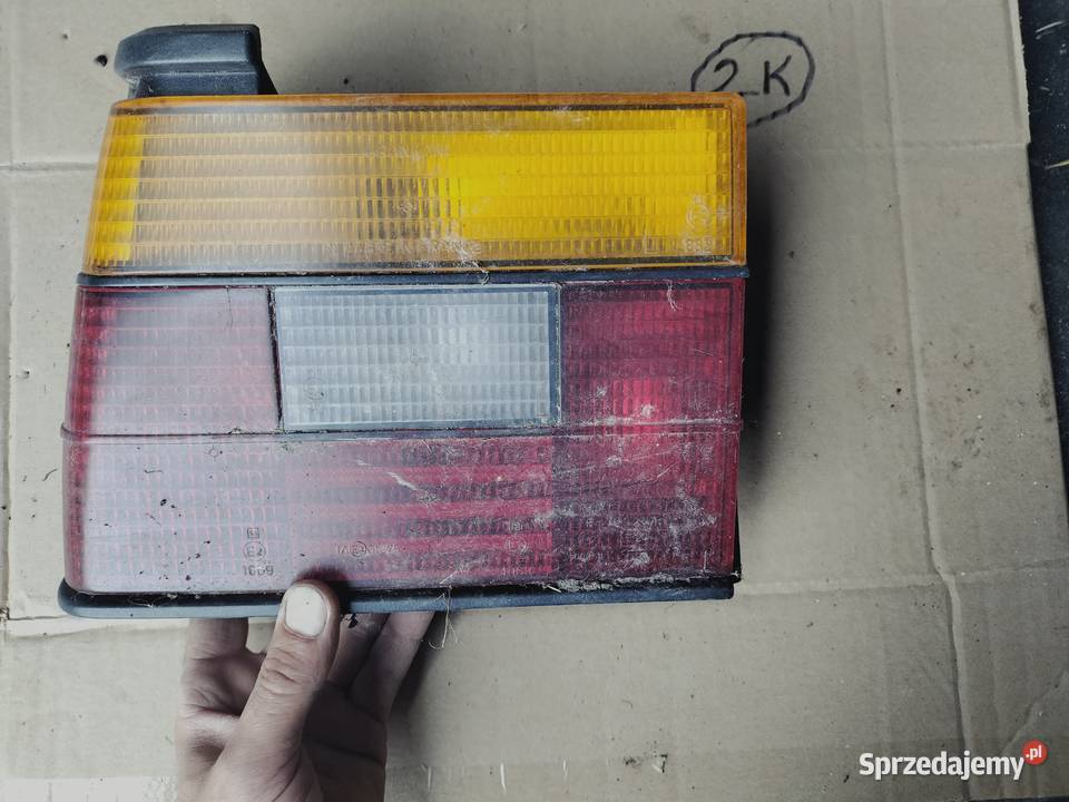 LAMPA TYŁ TYLNA LEWA WKŁAD LAMPY VW JETTA 2 Kamień-Kolonia