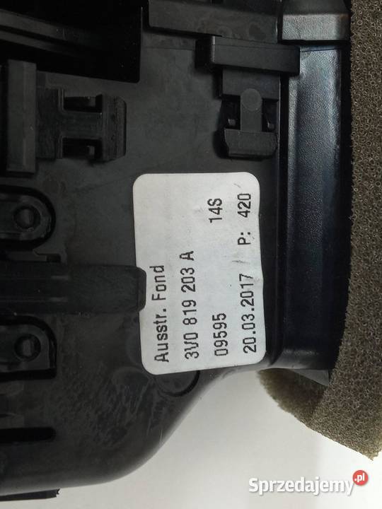 KRATKI NAWIEWU TYŁ TUNELU 3V 3V0819203A Skoda