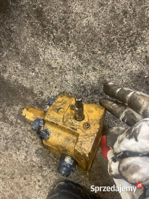JCB 3cx 4cx rozdzielacz wysuwu ramienia sprzedam
