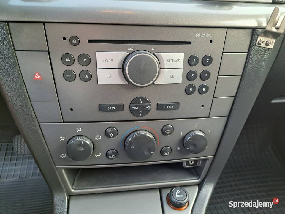 Opel Vectra C garażowany