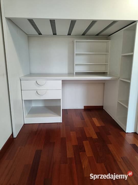 Piękne łózko na antresoli z biurkiem szafą Świdnik sprzedam