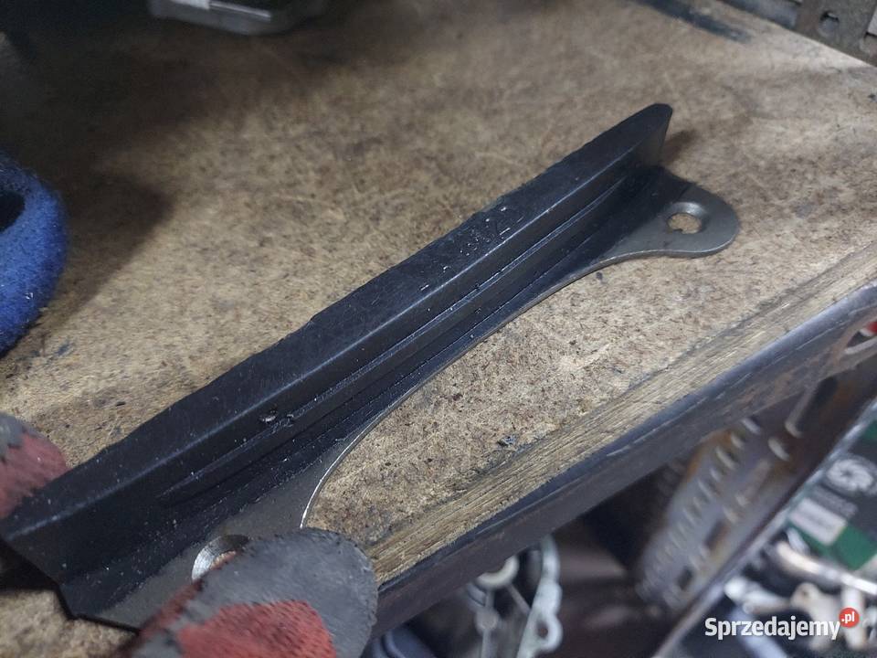 Suzuki DR 600 dr 650 ślizg łańcucha łańcuszka Jelenia Góra