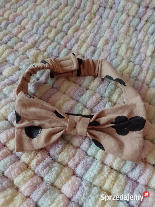 Chocer ozdoba na szyję mucha muszka z Londynu Kraków