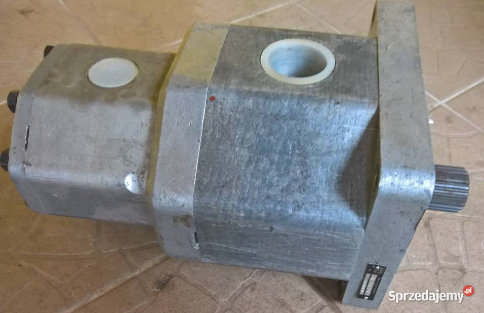 Pompa hydrauliczna U8040 UR 8040 żuraw AD 20 Prudnik sprzedam
