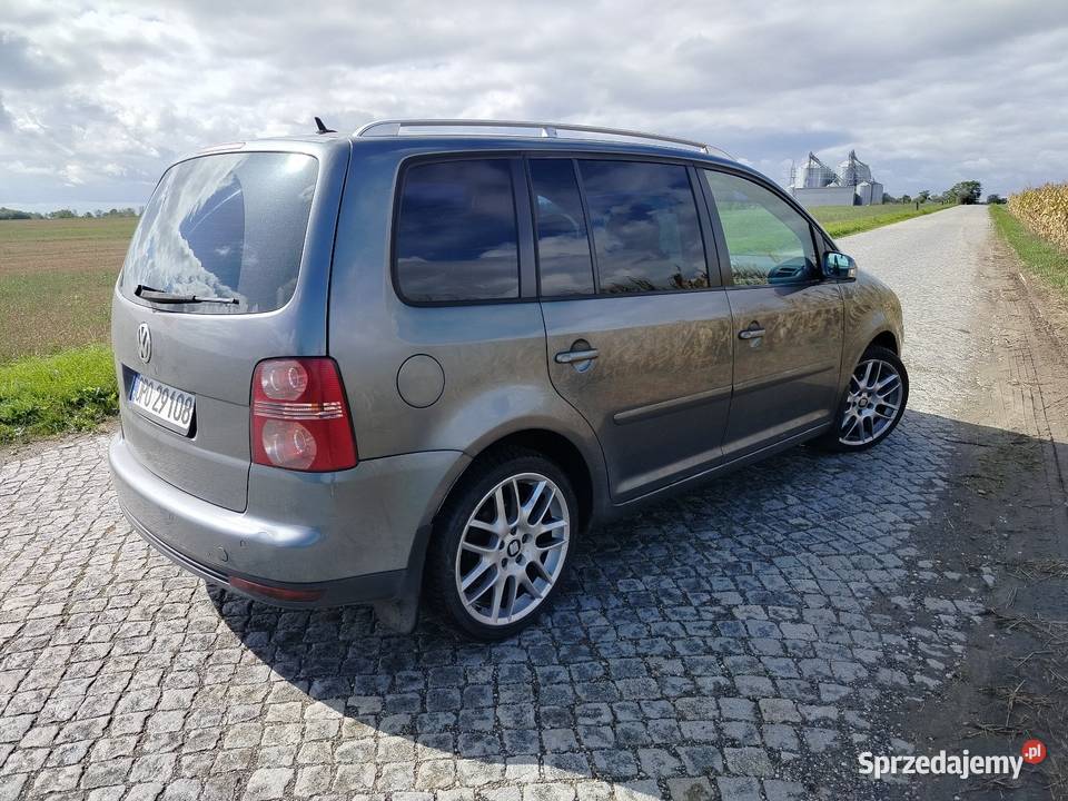 Volkswagen touran 20 tdi 140 2006r ZAMIENIĘ Touran opolskie Makowice