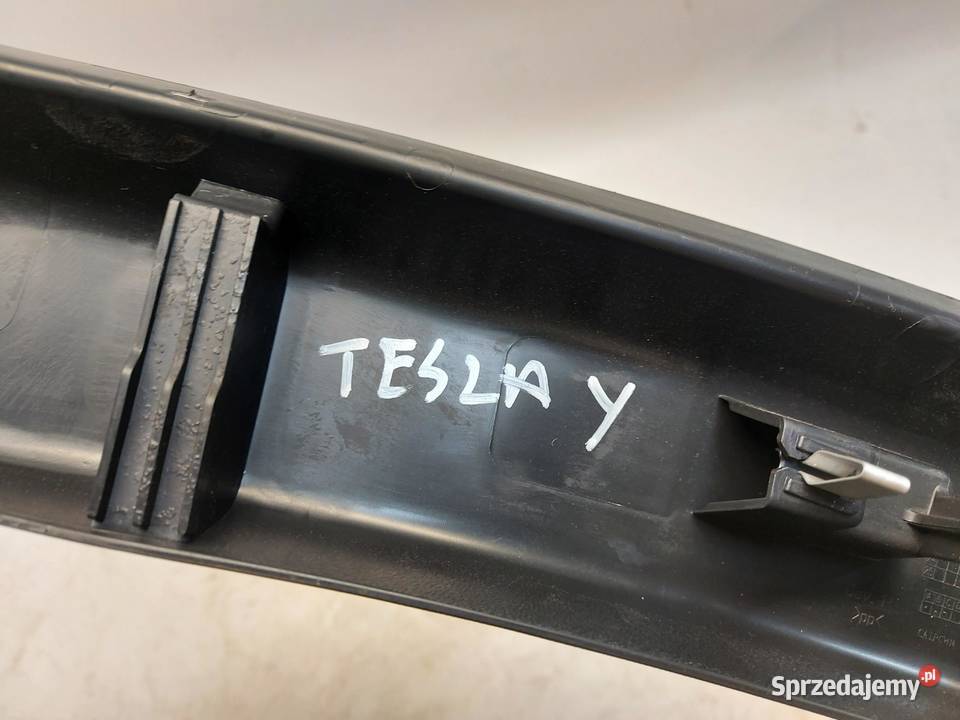 TESLA MODEL Y 2023r Osłona pasa tył 149463100C osobowe