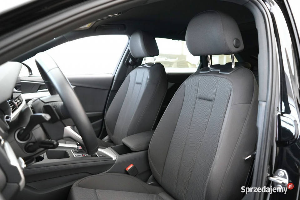 Audi A4 Avant 45TFSI 265 Nav TempomatACC Kamera