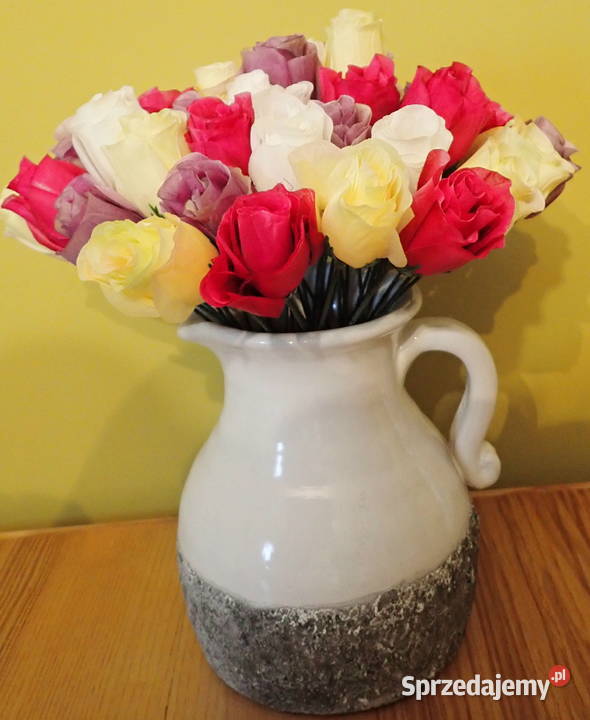 Róże w postaci pąków różne kolory średnica 45 Siewierz sprzedam