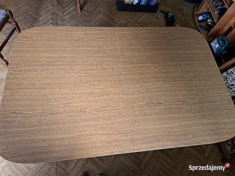 Stół z kompletem 6 krzeseł sprzedam