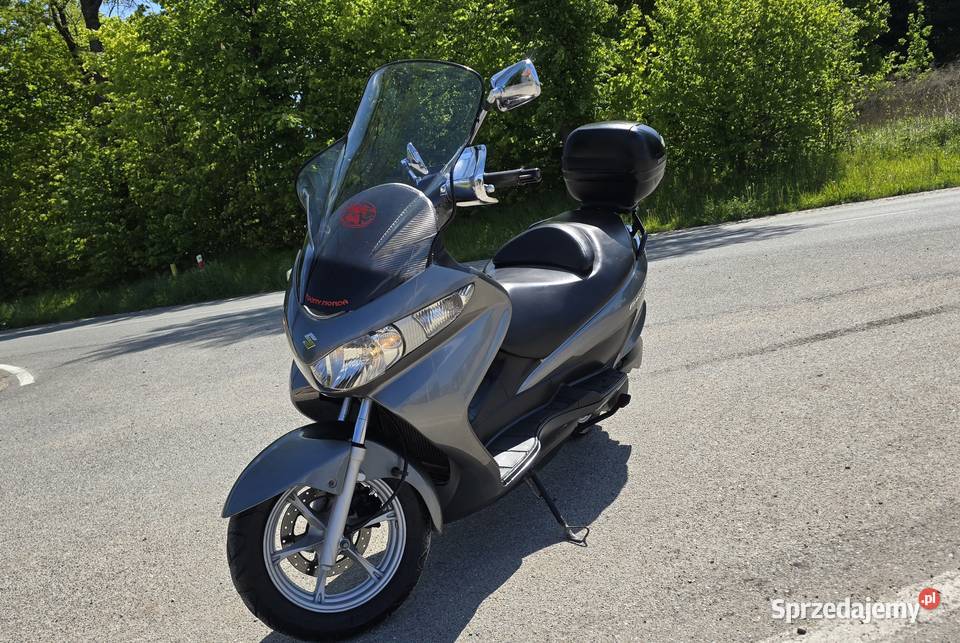 Suzuki Burgman 125 Wtrysk Kufer Kask Szyba Nowe 12KM