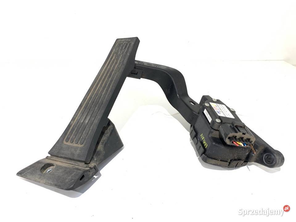POTENCJOMETR GAZU HYUNDAI ix35 2145A2S000 17 116