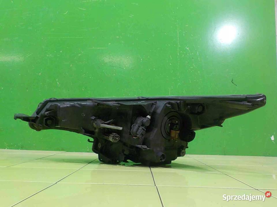 TOYOTA AVENSIS T27 T29 III LIFT II 17r lampa Suków