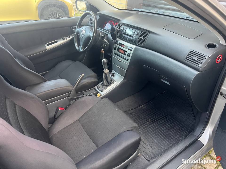 Toyota Corolla 18 VVTLI TSport lepsza niż GTI i Bobrowniki