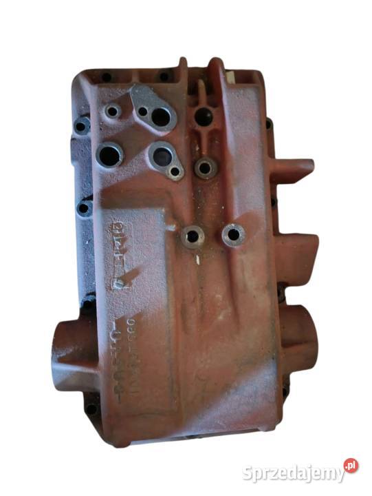 Korpus podnośnika Ursus C385 88100001 z podkarpackie