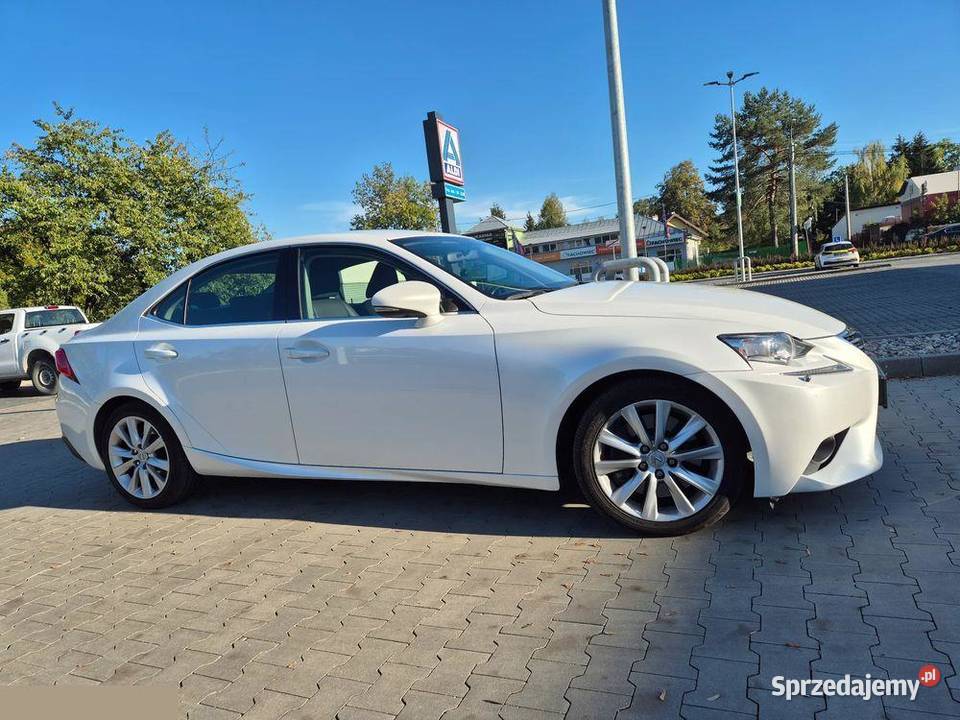 Lexus IS 200t Elegance 20 Benzyna 245 2016r mazowieckie Milanówek