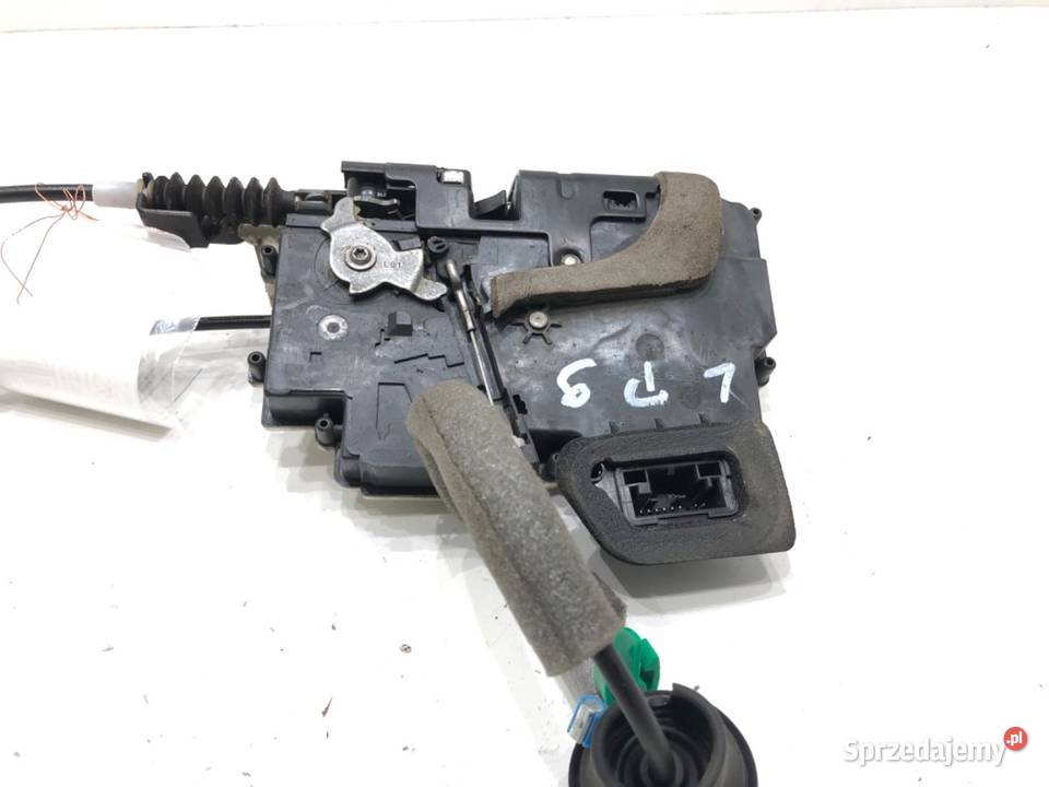 ZAMEK DRZWI LEWY PRZÓD AUDI A8 D5 SedanLimuzyna