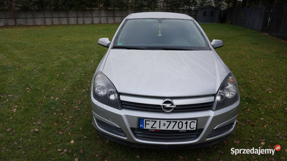 Opel Astra zarejestrowany ubezpieczony Gwarancja komputer pokładowy