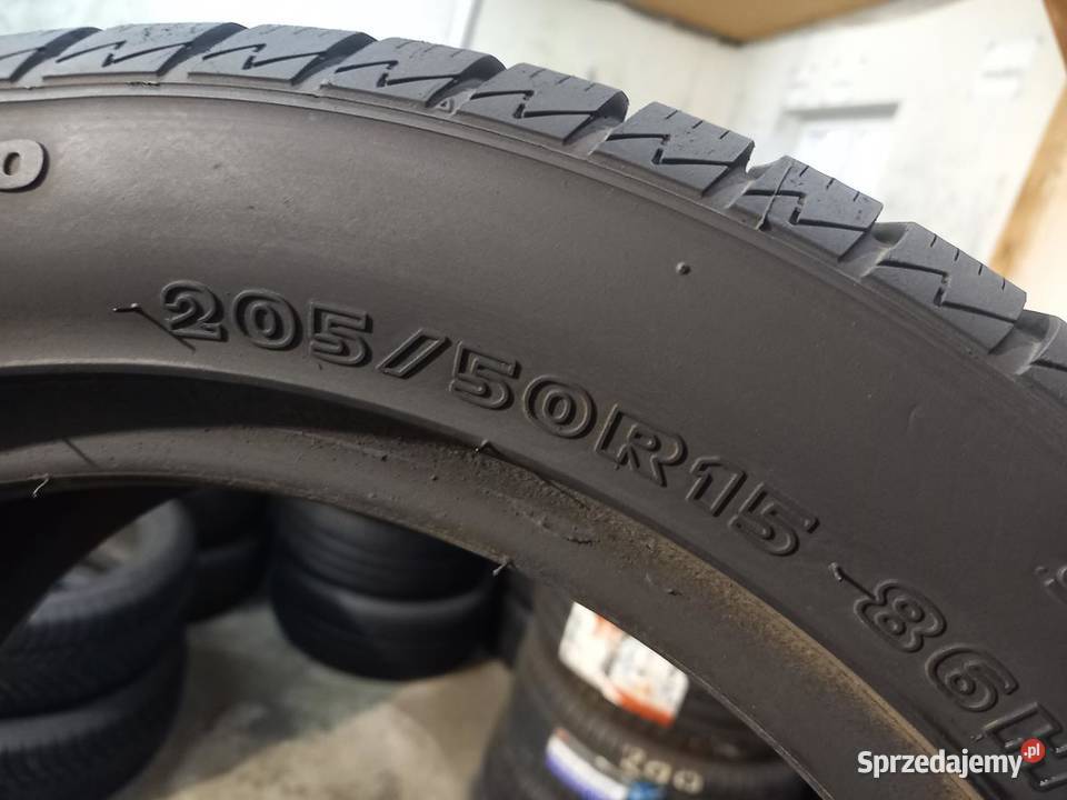 2x Opona UŻYWANA ZIMOWA 20550R15 HANKOOK 79 Pozostałe Zaścianki