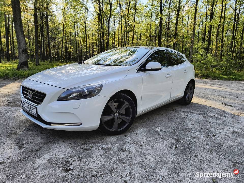 Sprzedam Volvo V40 D3 5 cylindrowy radio