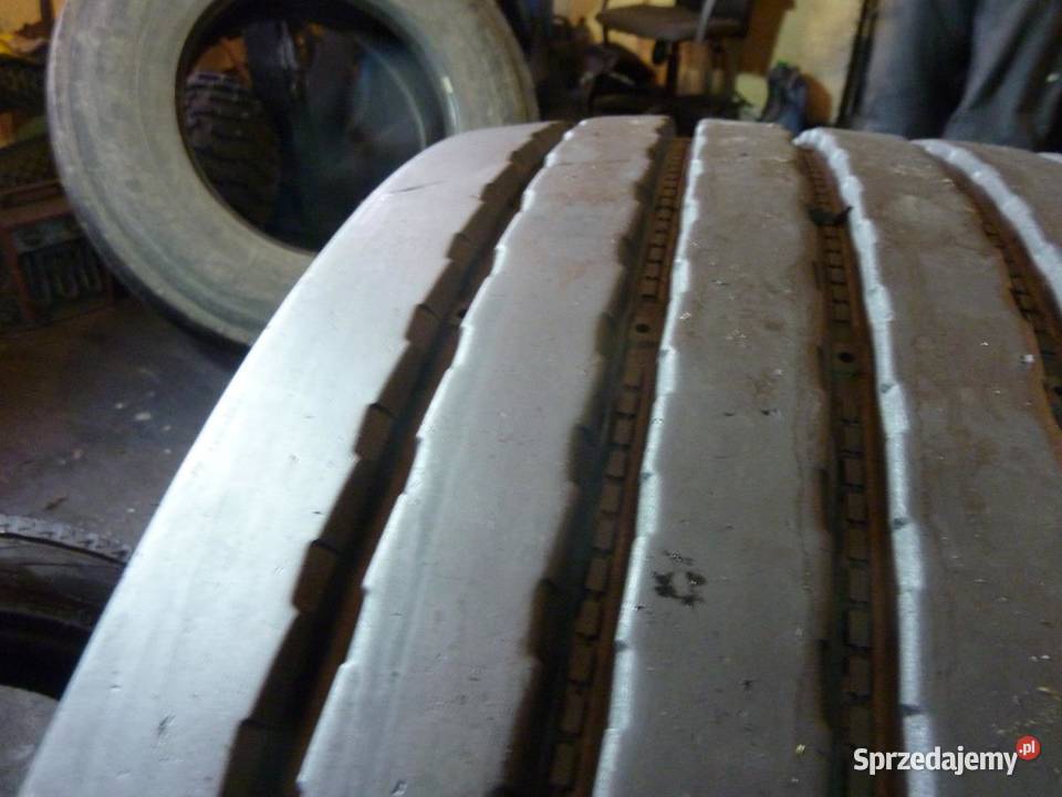 Opona używana ciężarowa 43550R225 GOODYEAR MLHT 50 Ciężarowe Zaścianki sprzedam