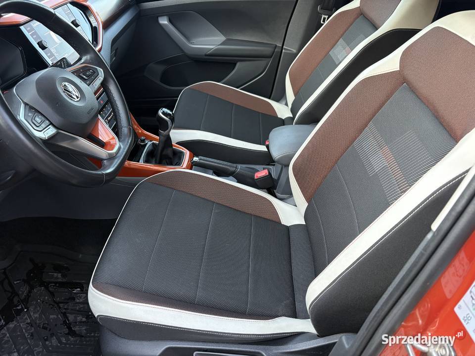 Salon BezwypKlima NawigacjaI właścicel Ledy Motoryzacja Libiąż