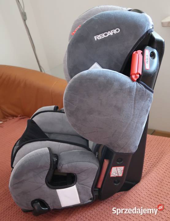 Dziecięcy fotelik samochodowy firmy RECARO Young mazowieckie
