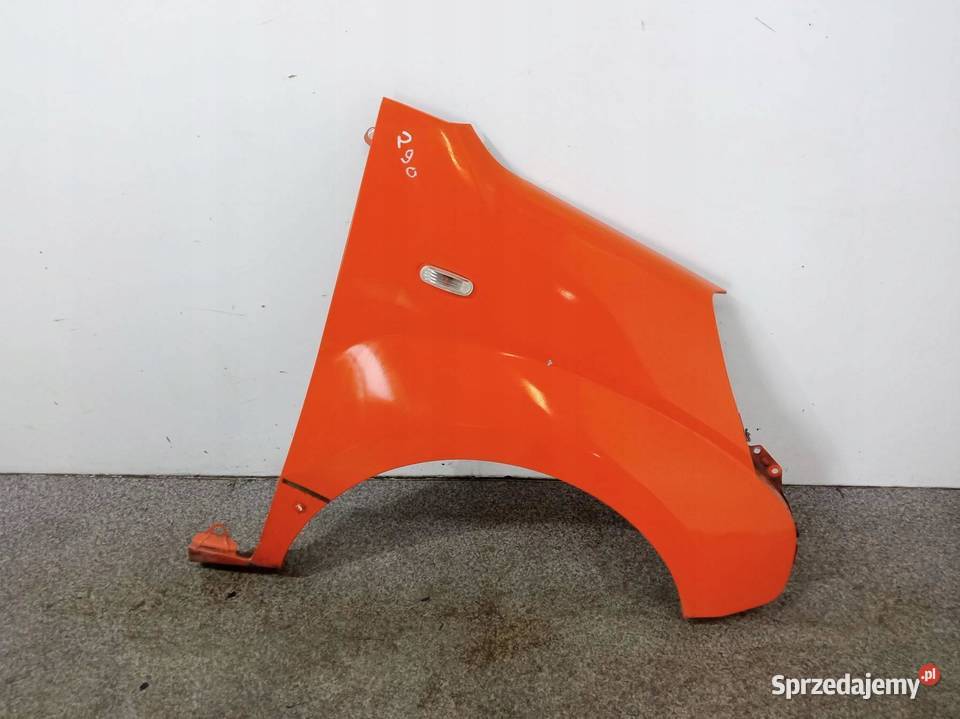 BŁOTNIK PRAWY Citroen Nemo I 2007