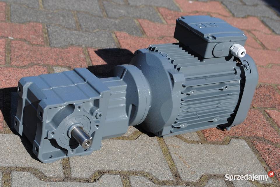 Motoreduktor kątowy 15kw 248obrmin Firmy SEW Kargowa