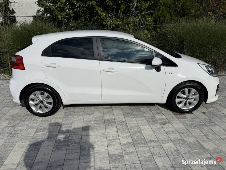Kia Rio Zadbana przepiękny perłowy kolor III kurtyny powietrzne Poznań sprzedam