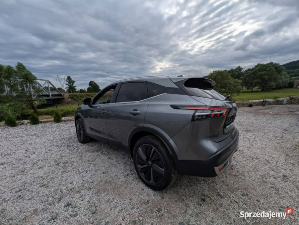 Nissan Qashqai TEKNA XTRONIC stan NOWY model Kamienna Góra sprzedam