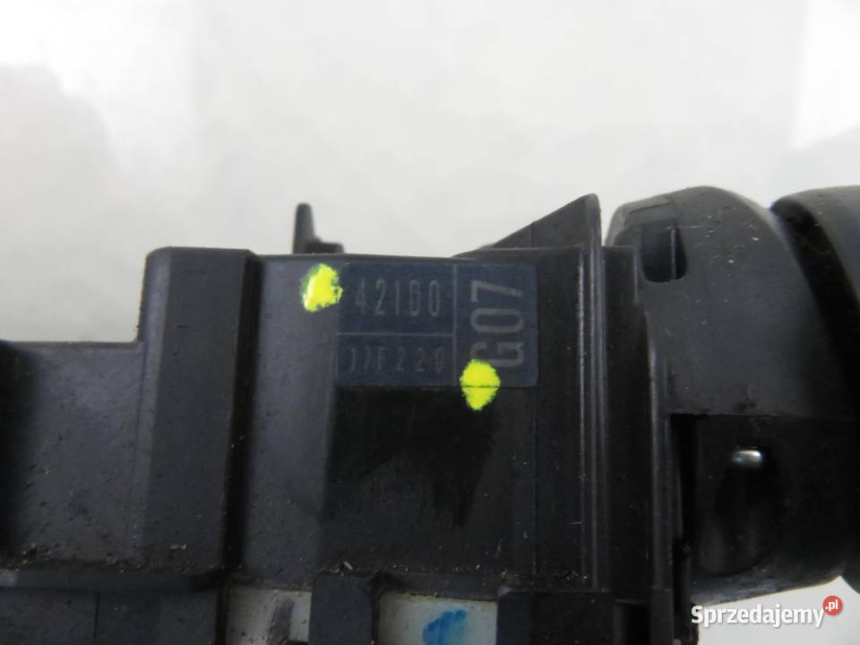 PRZEŁĄCZNIK ZESPOLONY TOYOTA RAV 4 III osobowe