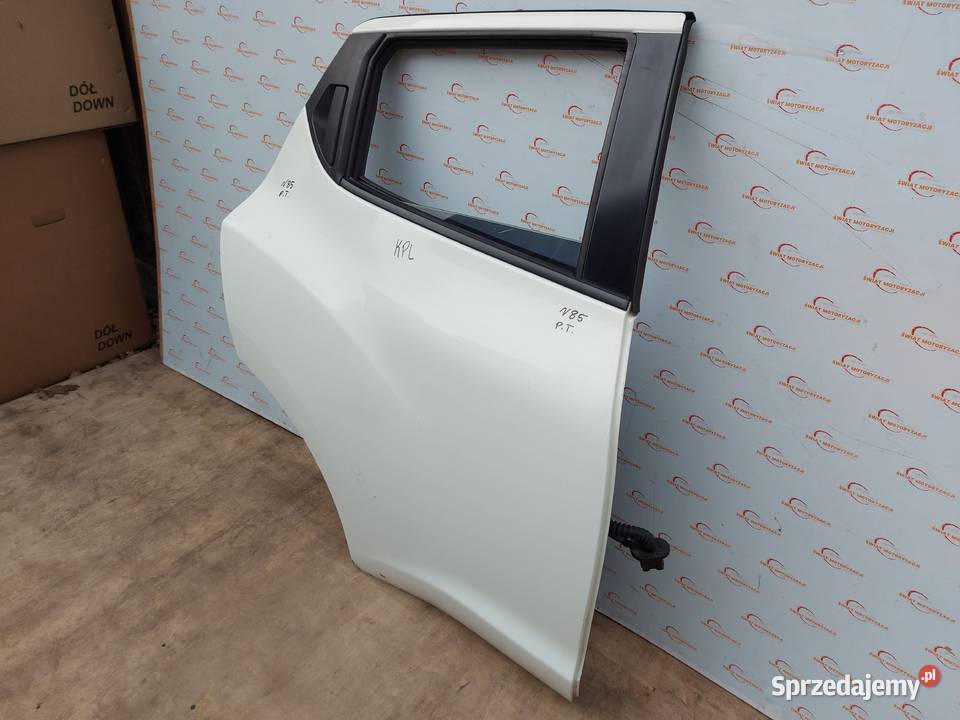 NISSAN JUKE 10r drzwi prawe tył 170 mikronów Kielce