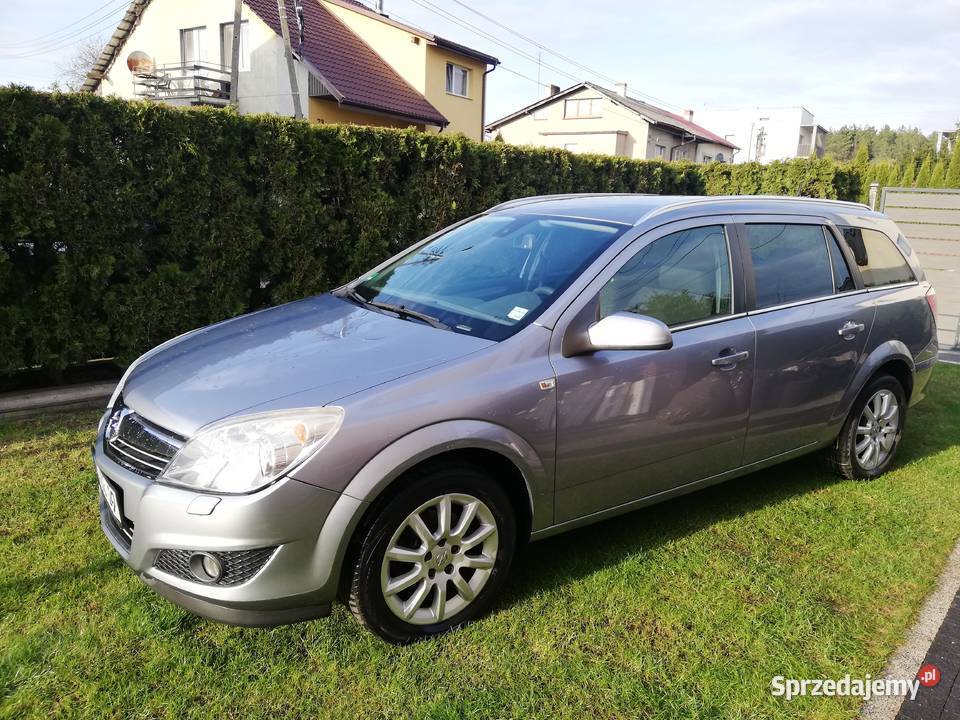 Opel Astra H 16 Niski przebieg Nowy rozrząd srebrny Szubin