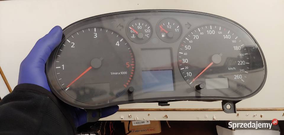 Licznik audi a3 8l0920900b Pozostałe śląskie Chorzów sprzedam