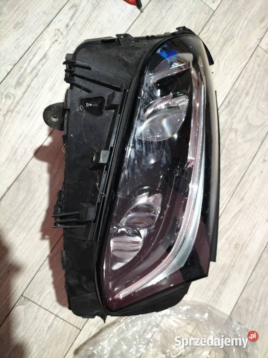 sprzedam reflektor Ford MONDEO Ford dynamic led Pieszyce