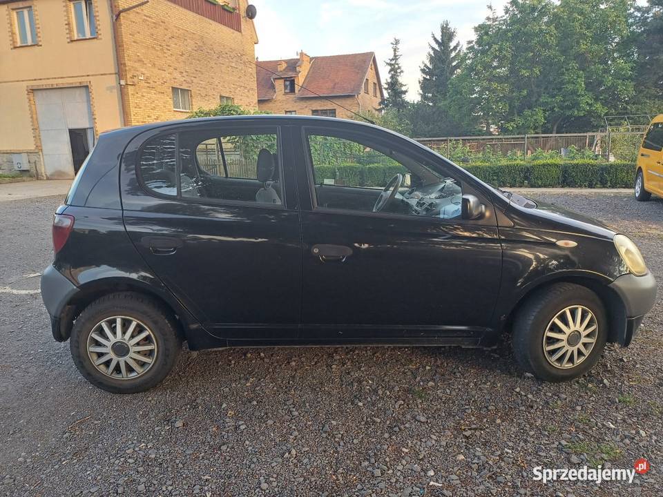 Toyota Yaris 10 VVTi 68 2001r 5 drzwiowy manualna Toyota dolnośląskie sprzedam