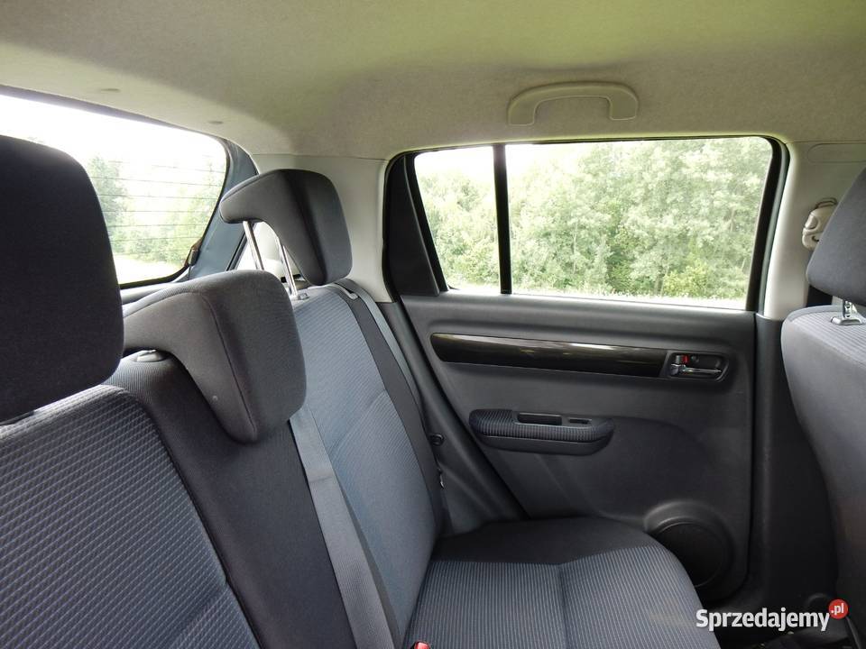 Samochód Suzuki Swift 4 mk6 13 4x4 2010 szary Motoryzacja Łącko