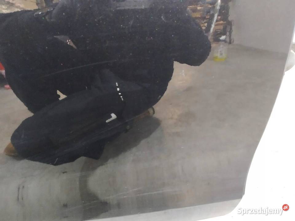 DRZWI PRAWE TYŁ 5D HB 9F Hyundai i30 I 20072012 Rok produkcji 2008 Drzwi