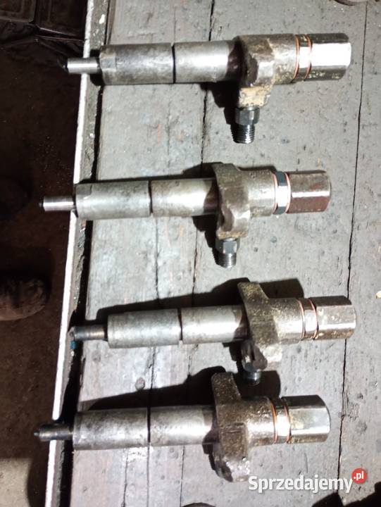 Wtryskiwacze do ursusa 385