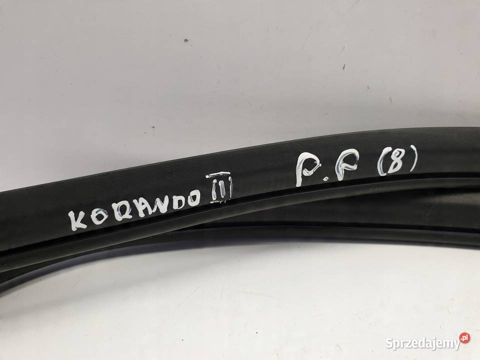 SsangYong Korando III USZCZELKA PRZEDNICH DRZWI osobowe Janów sprzedam