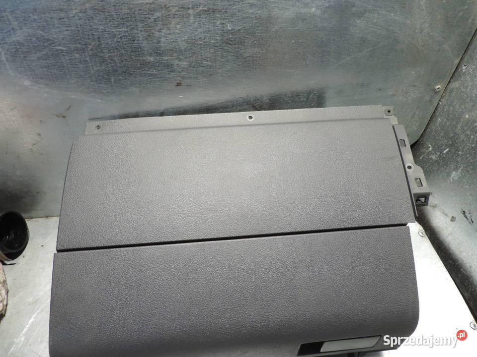 VW TOURAN 1 I SCHOWEK PASAŻERA Nowy Sącz