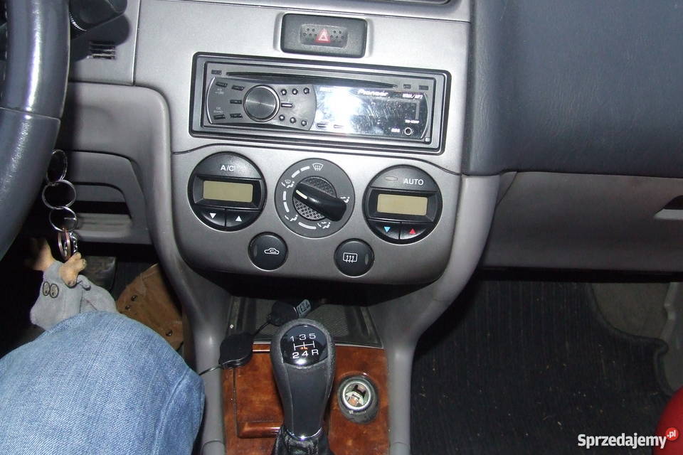 Nissan Primera kombi P11 2000r 20 TD stan srebrny Primera Owczarnia