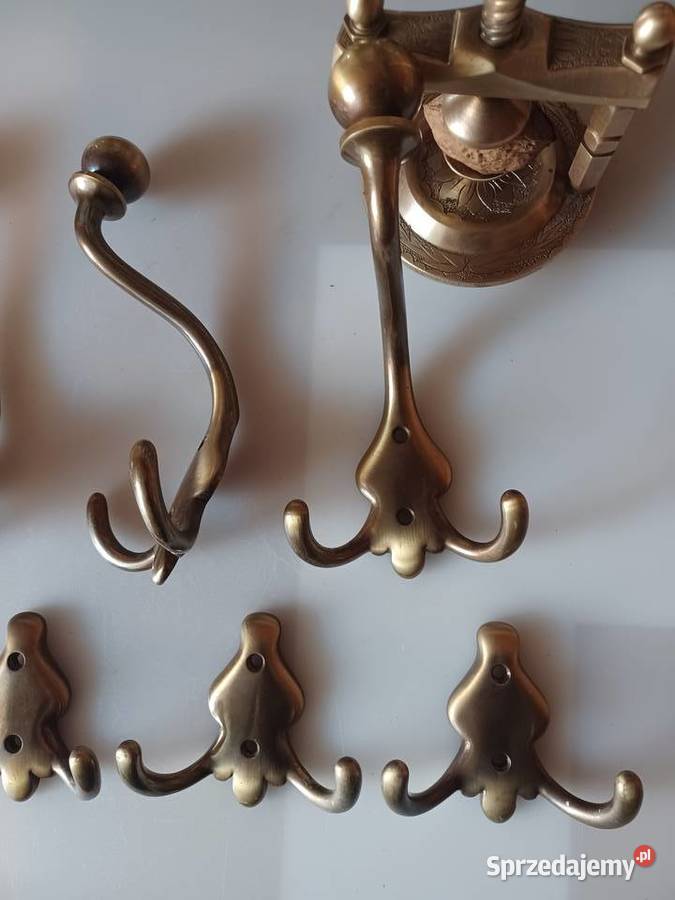 Ładny komplet masywnych wieszaków Mosiądz wielkopolskie sprzedam