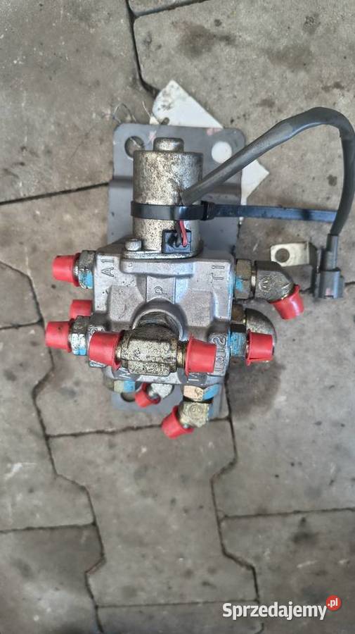 Elektrozawór Rozdzielacz hydrauliczny Hitachi ZX