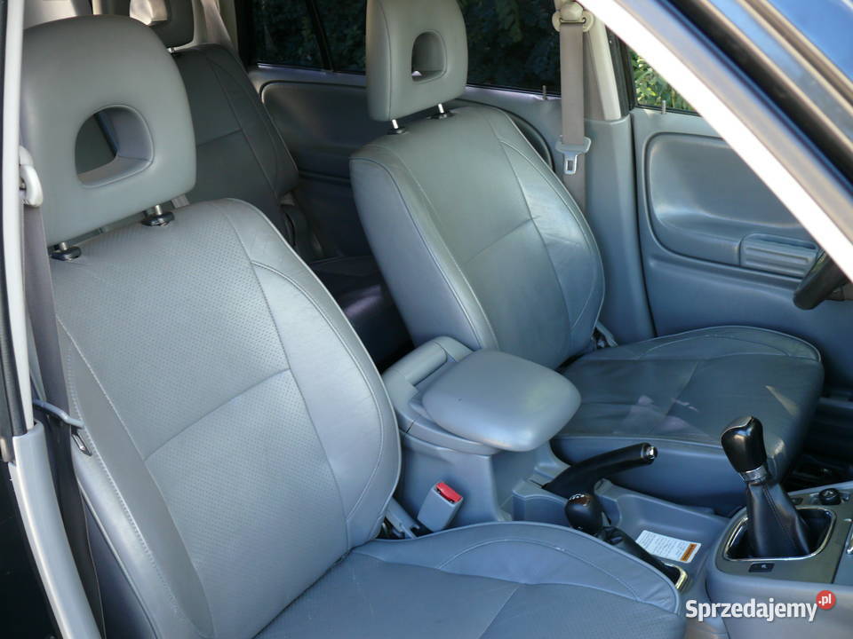 Suzuki Grand Vitara XL7 4x4 manualna Rumia