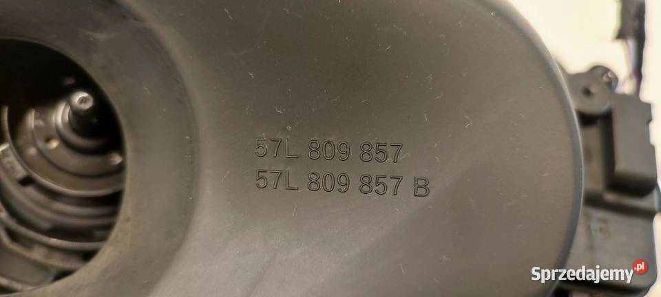 VW TAYRON KLAPKA WLEWU PALIWA P5J 57L809857