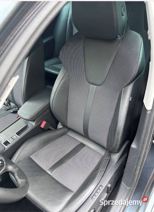 FOTELE SIEDZENIA SKODA OCTAVIA IV PAMIĘĆ Fotele i kanapy Warszawa