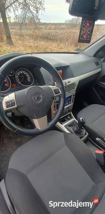 Opel astra 17 cdti bi Xenon 6 biegów
