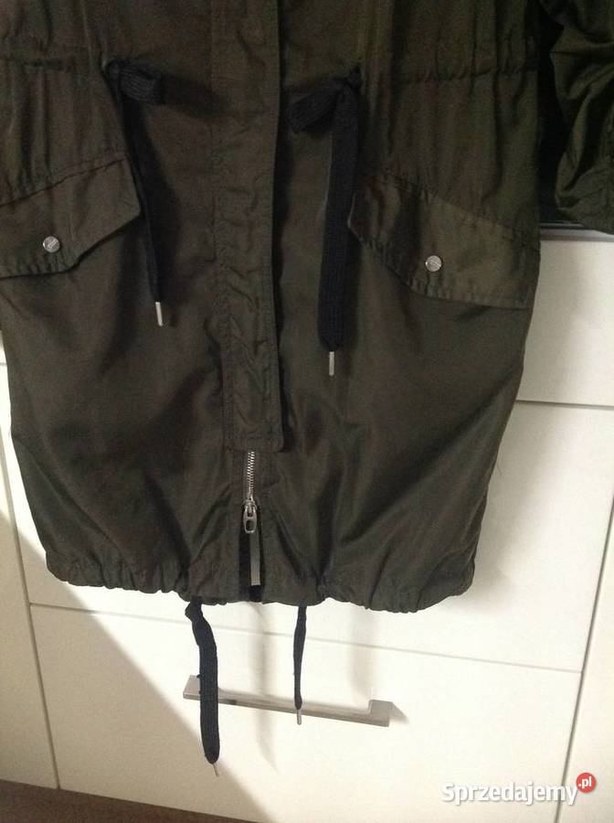 Cienka Kurtka Parka Khaki Damska BERSHKA XS Kurtki i płaszcze